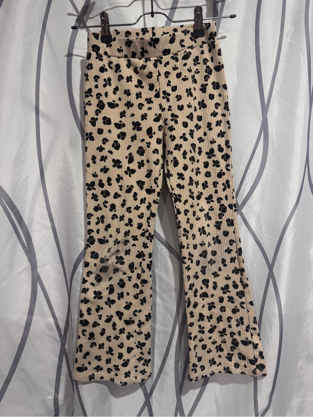 Garanimals Beige Ribbed Leggings with Black Floral Print